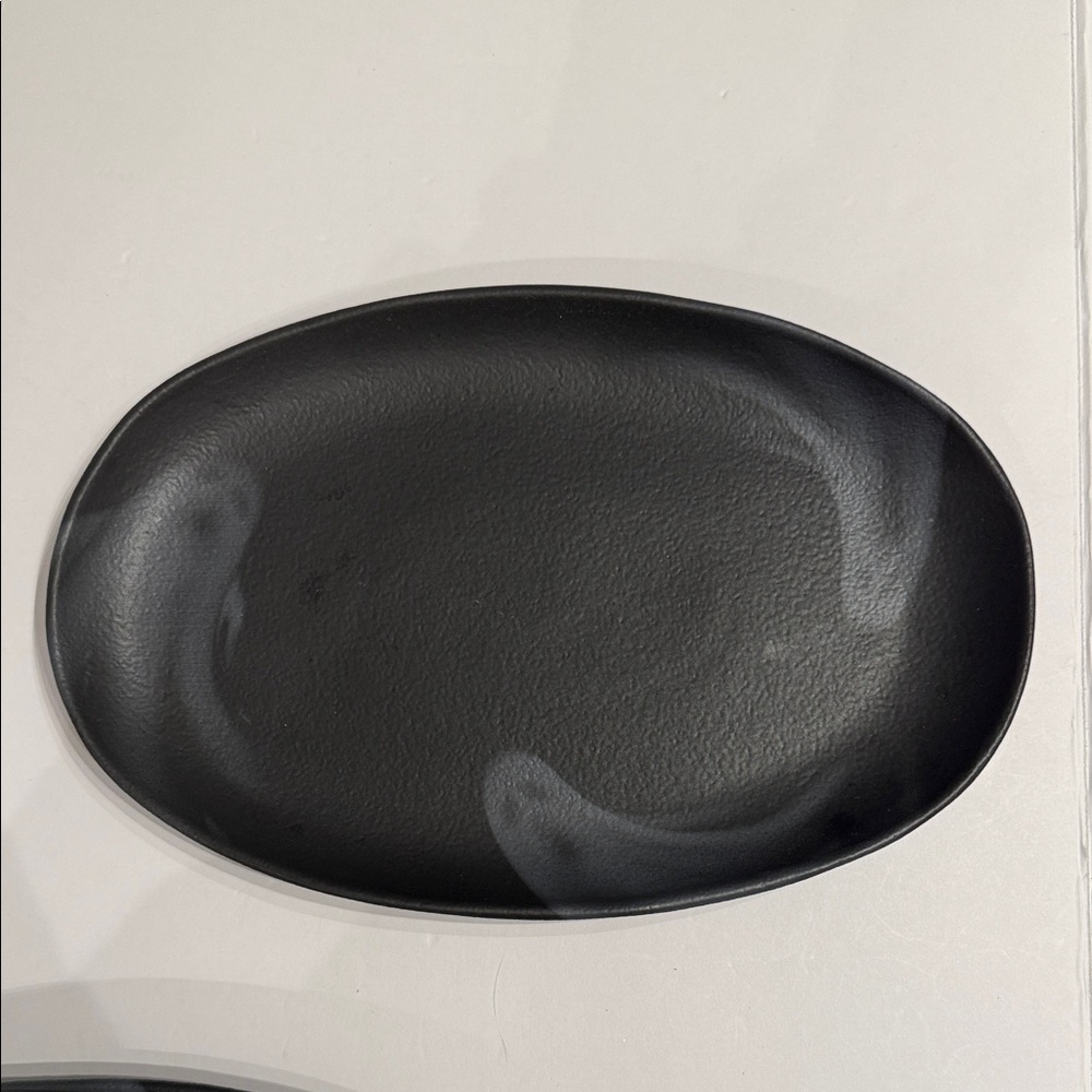 Halloween Black matte ghost oval serving dish Mesa Brasil (price for ONE )- NEW